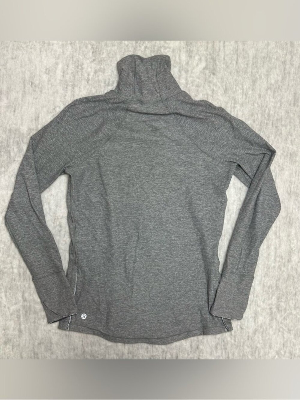 Lululemon Hill and Valley Turtleneck Long Sleeve